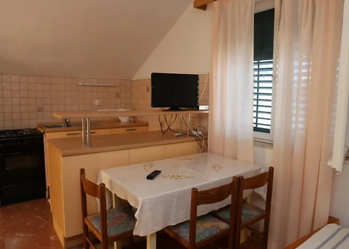 In With Sea Views, Terrace, Air Conditioning, Wifi 869-1 869-3 Appartement Lumbarda