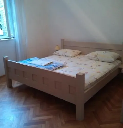 In With Sea Views, Terrace, Air Conditioning, Wifi 869-1 869-3 Lumbarda