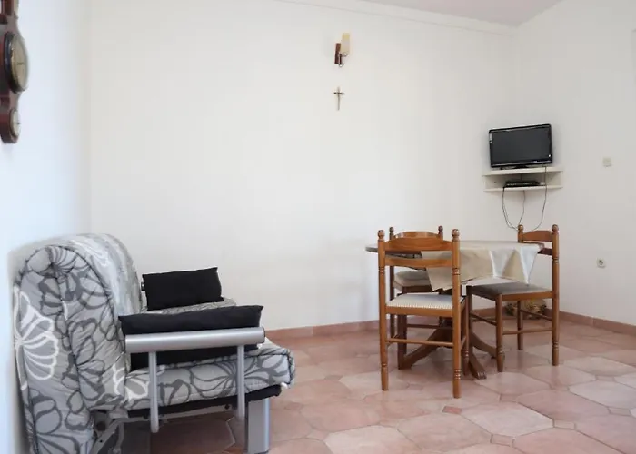 In With Sea Views, Terrace, Air Conditioning, Wifi 869-1 869-3 * Lumbarda