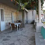 In With Sea Views, Terrace, Air Conditioning, Wifi 869-1 869-3 Appartement Lumbarda